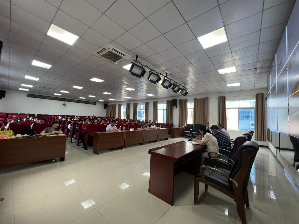 9.23 教职工作风建设专项行动部署会暨警示教育大会1.png